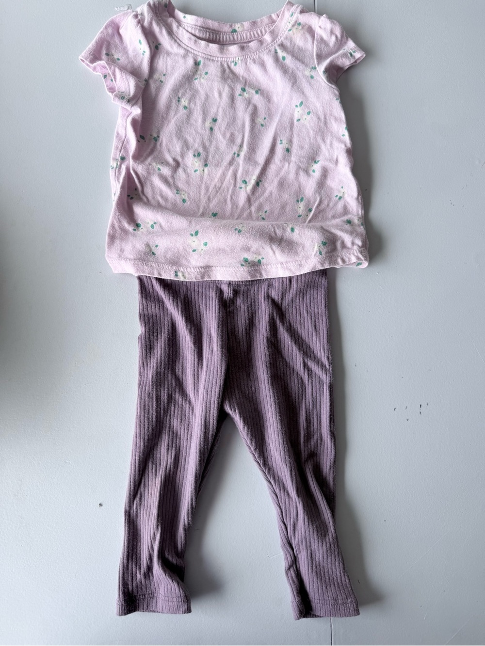 Cat & Jack Pink Floral Short-Sleeve Top with Purple Ribbed Leggings Pajama Set